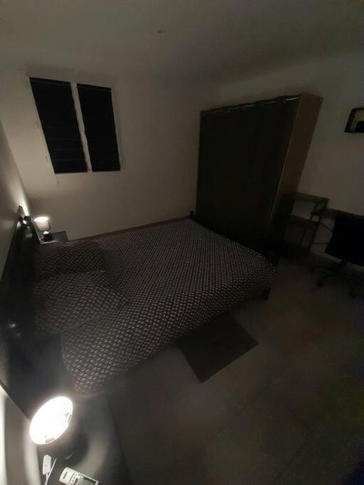 Appartement Spacieux &Tres Calme. Spacious & Very Quiet Apartment. Carros Εξωτερικό φωτογραφία